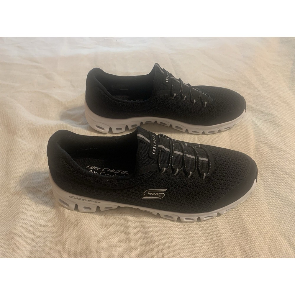 Skechers Size 9 Women's Glide-Step-Resilience Sneaker Black Casual, walking